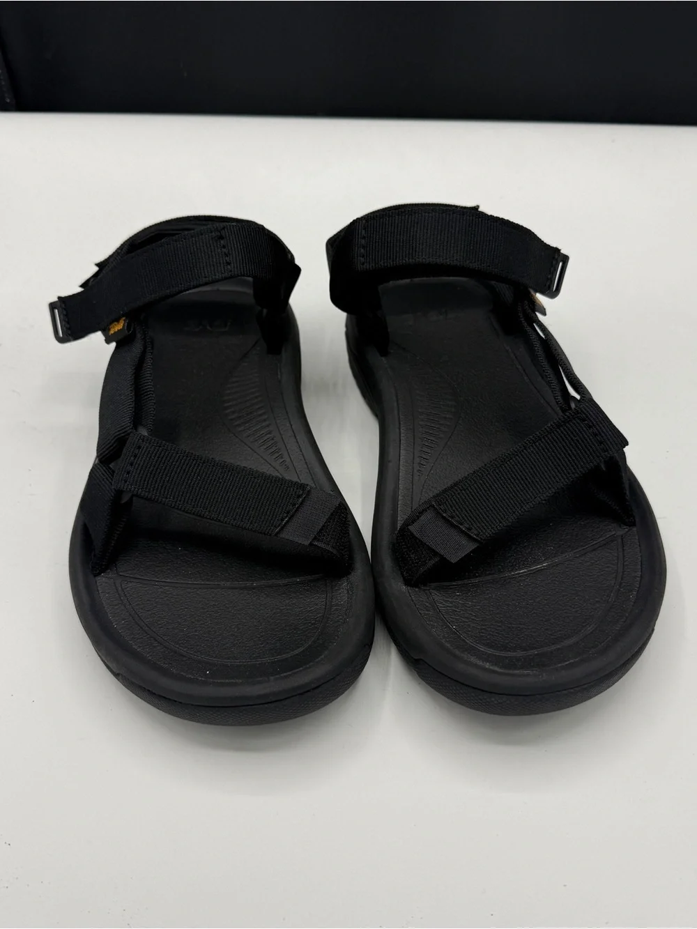 Teva Black Hurricane XLT 2 Women’s Strappy Outdoor Sandal 7 - Picture 1 of 7